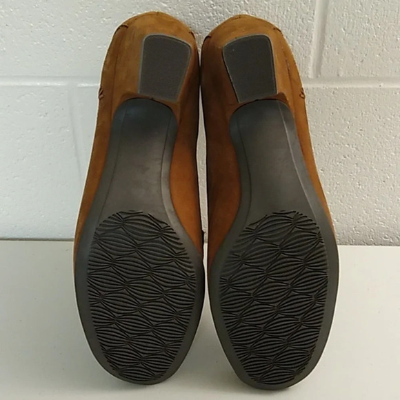 I LOVE COMFORT GENUINE SUEDE, LOW, BLOCK HEEL PADDED INSOLE - Picture 4 of 10